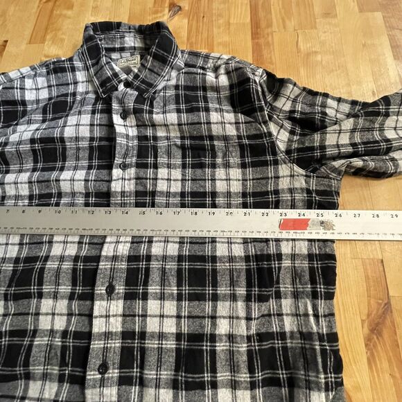 L.L. Bean Shirt Flannel Slightly Fitted Button Up Active Outdoors Mens‎ XLT - Picture 3 of 7